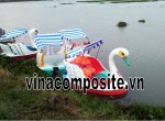 Thuyền Thiên Nga đạp nước 