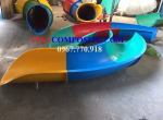 Máng trượt cong lơi trẻ em