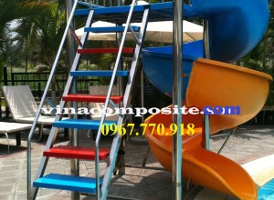 Cầu trượt hồ bơi máng xoắn 2 vòng 