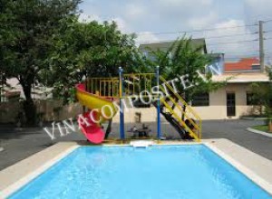 Cầu trượt mini hồ bơi trẻ em