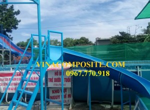 Cầu trượt thiếu nhi cho hồ bơi
