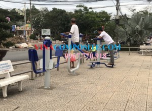 Dụng cụ thể dục tập ngoài trời