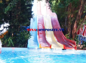 Máng trượt công viên nước 4 làn trượt