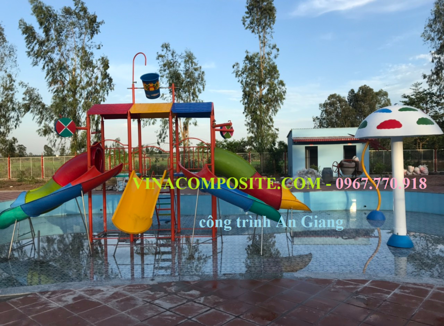 Cầu trượt máng trượt hồ bơi trẻ em