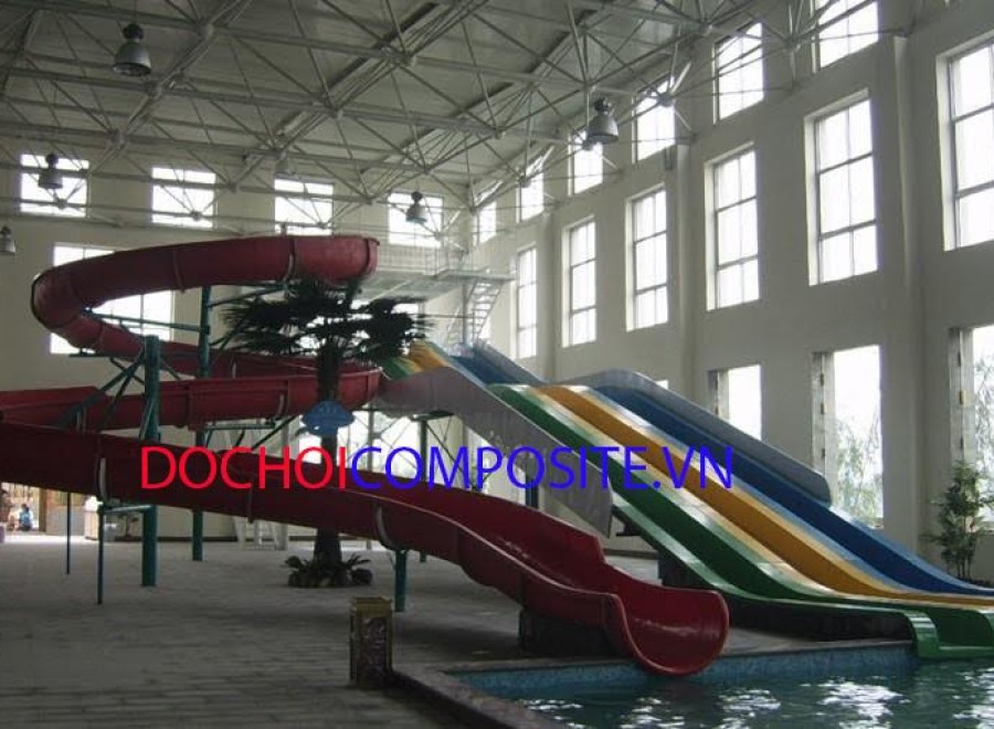 Máng trượt nước trong nhà