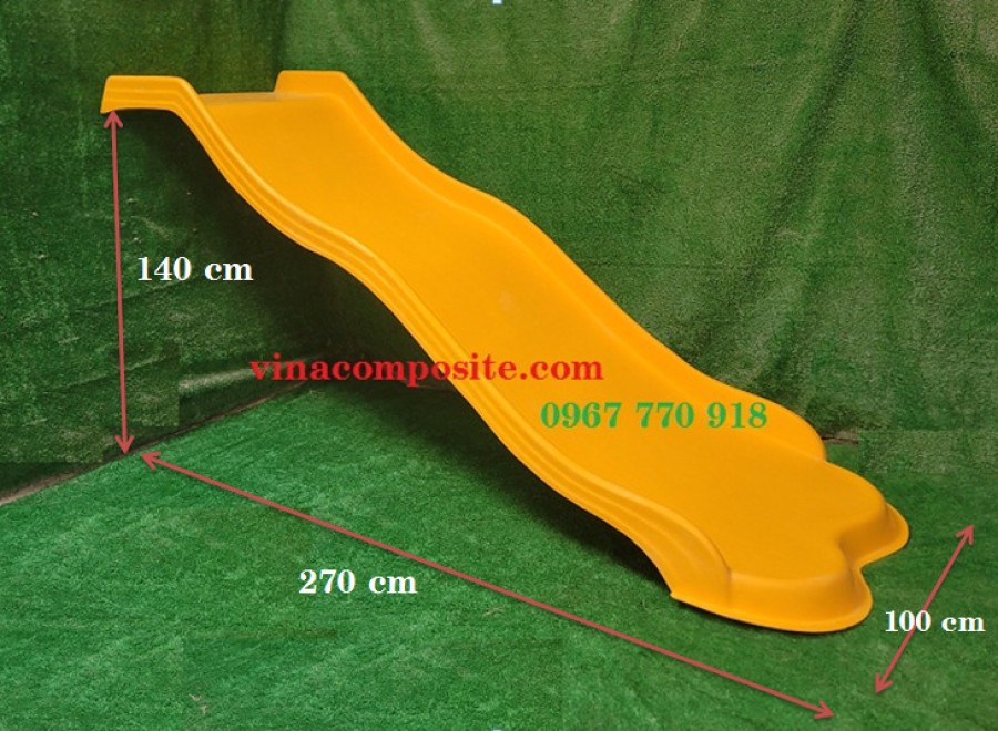 Máng trượt trẻ em ngoài trời
