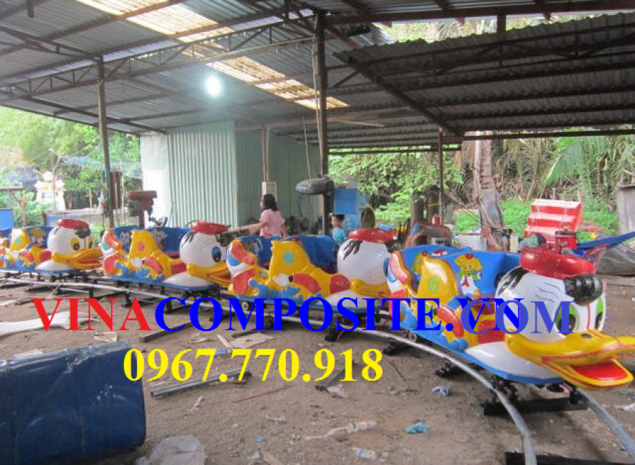 Tàu lửa điện trẻ em, tàu lửa điện 4 con vịt